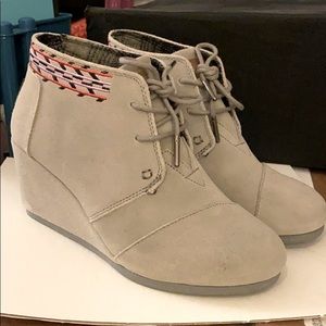 Toms Gray Ankle Wedge Boots